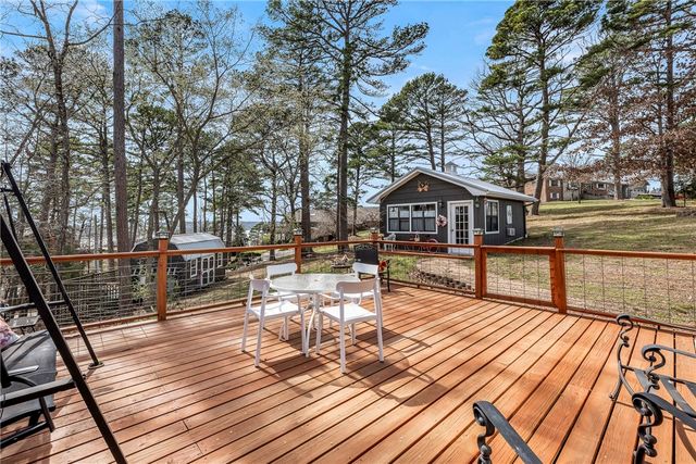 1 Puckett Road, Rogers, AR 72756