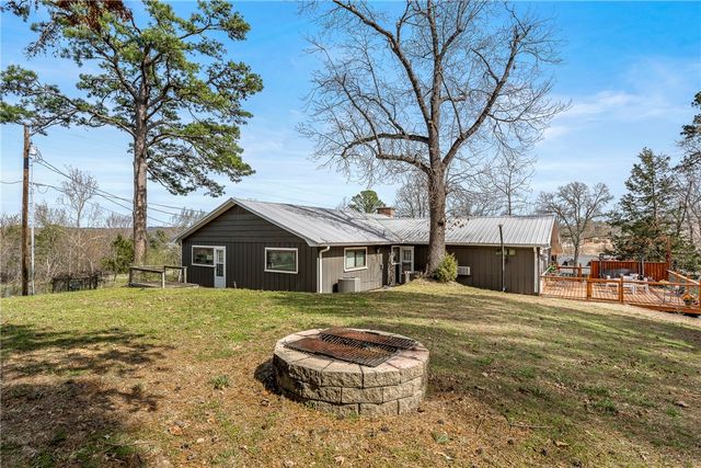 1 Puckett Road, Rogers, AR 72756