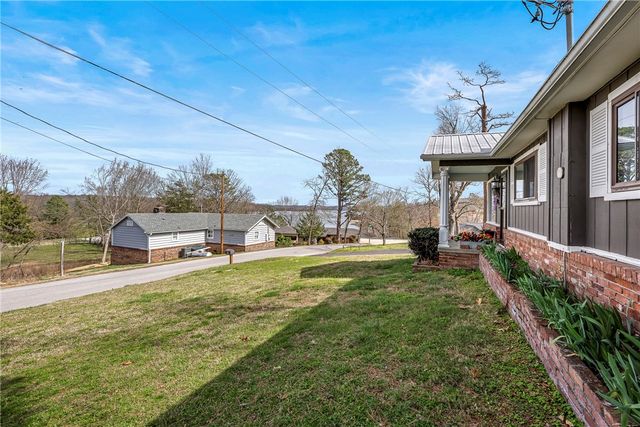 1 Puckett Road, Rogers, AR 72756