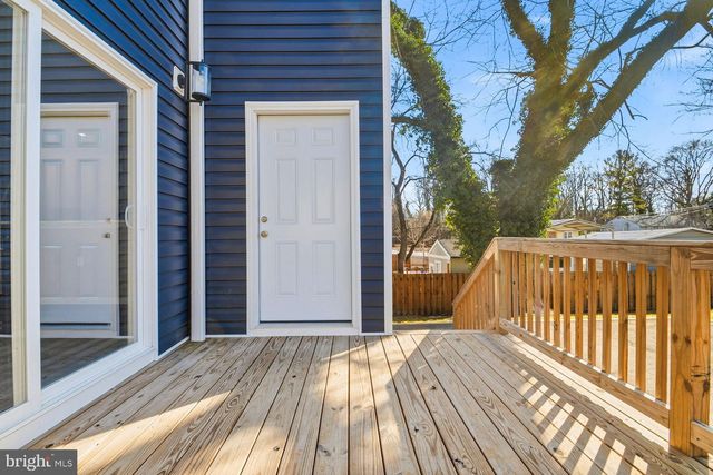 514 MAIDEN CHOICE LN, Catonsville, MD 21228