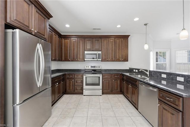 1077 Green ST, Norfolk, VA 23513