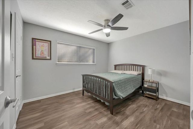 2610 Loganberry Circle, Seabrook, TX 77586