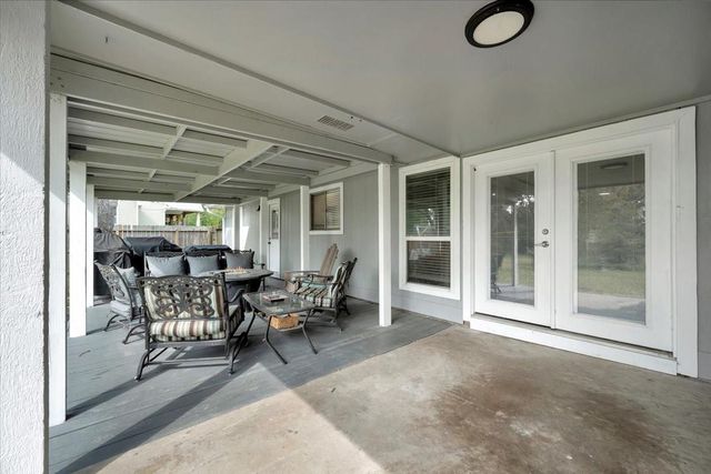 2610 Loganberry Circle, Seabrook, TX 77586