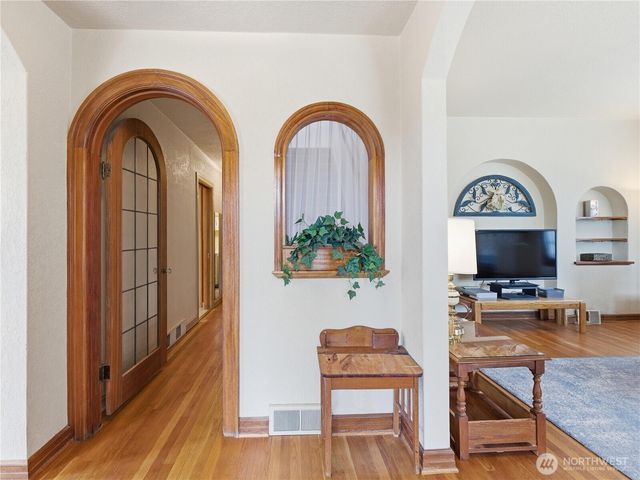 106 N Franklin Avenue, Wenatchee, WA 98801