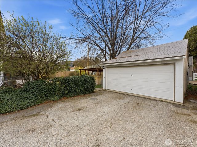 106 N Franklin Avenue, Wenatchee, WA 98801