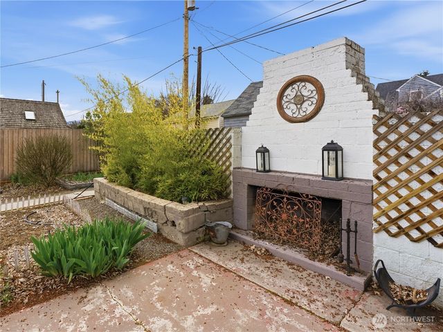 106 N Franklin Avenue, Wenatchee, WA 98801