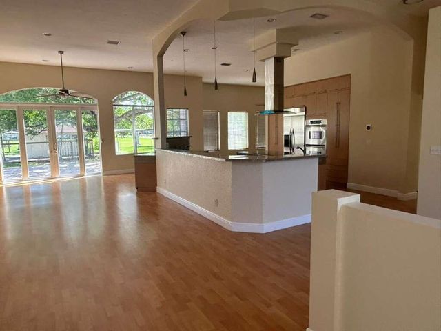 16730 Griffin Road, Southwest Ranches, FL 33331