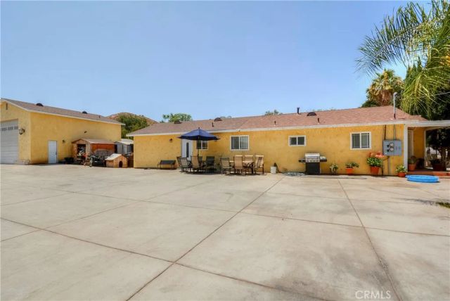 4320 Ambs Drive, Riverside, CA 92505
