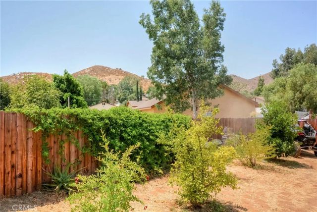 4320 Ambs Drive, Riverside, CA 92505