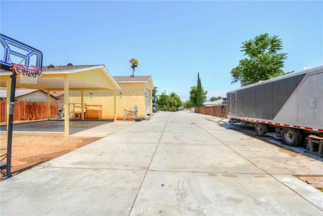4320 Ambs Drive, Riverside, CA 92505