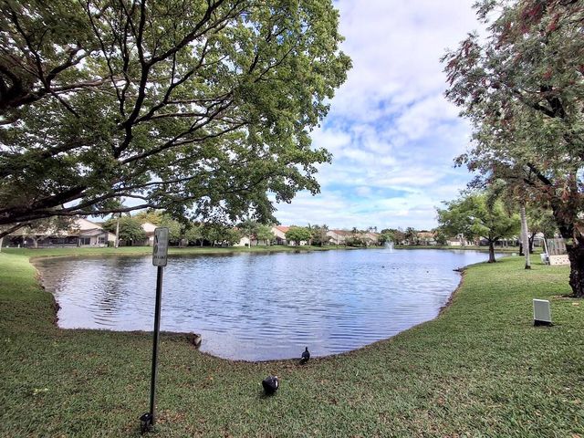 408 NW 108th Terrace NW 408, Pembroke Pines, FL 33026