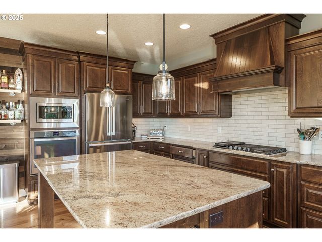 3611 Se 142ND Ct, Vancouver, WA 98683