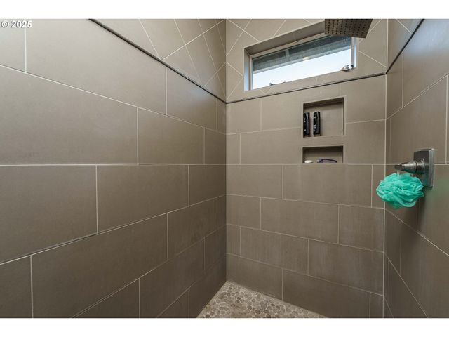 3611 Se 142ND Ct, Vancouver, WA 98683