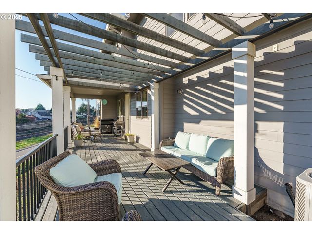 3611 Se 142ND Ct, Vancouver, WA 98683