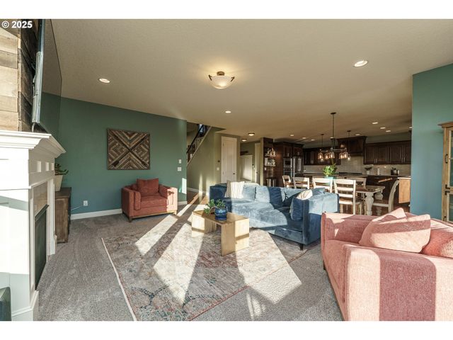 3611 Se 142ND Ct, Vancouver, WA 98683