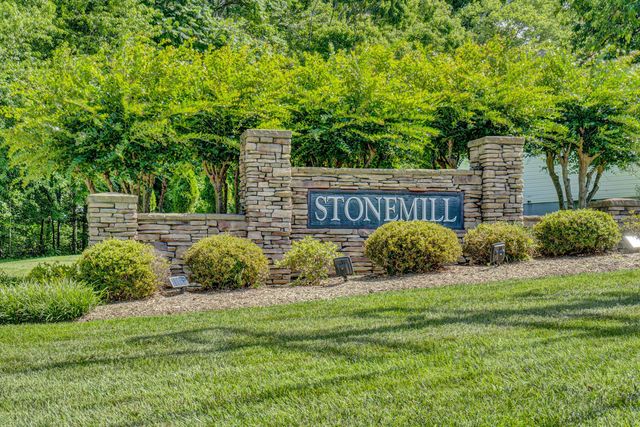 131 STONEY MILL RD, Rocky Mount, VA 24151