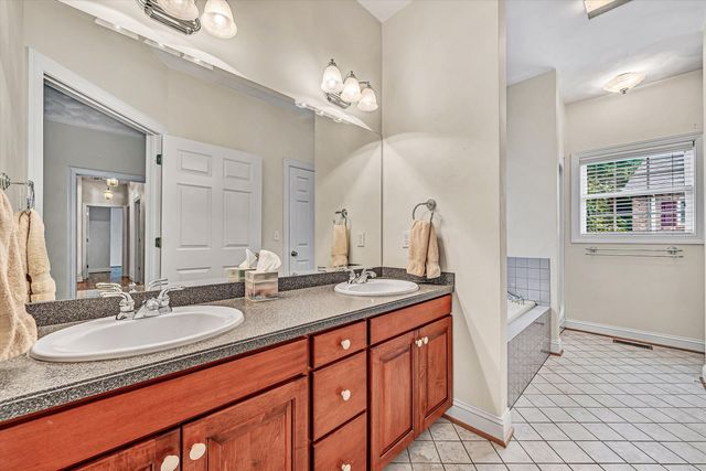 131 STONEY MILL RD, Rocky Mount, VA 24151