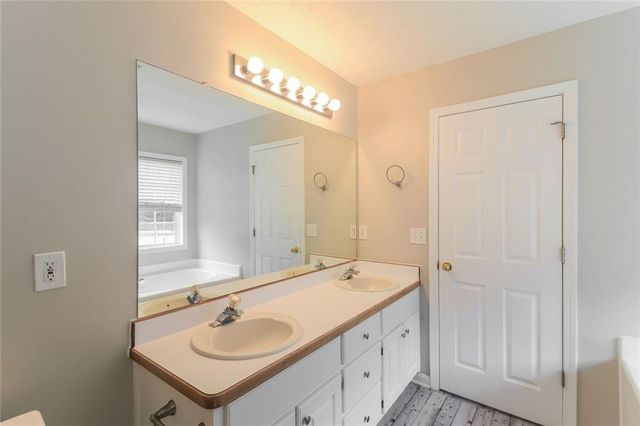 356 Cattlemans Circle, Mcdonough, GA 30252