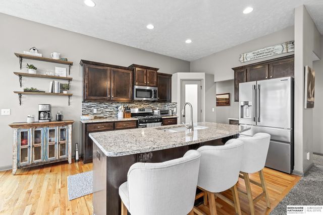 8213 N 162 Street, Bennington, NE 68007