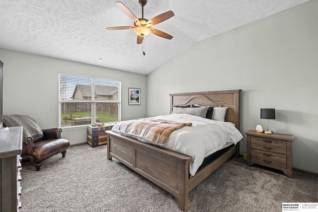 8213 N 162 Street, Bennington, NE 68007