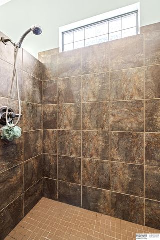 8213 N 162 Street, Bennington, NE 68007