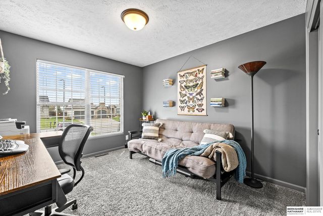 8213 N 162 Street, Bennington, NE 68007