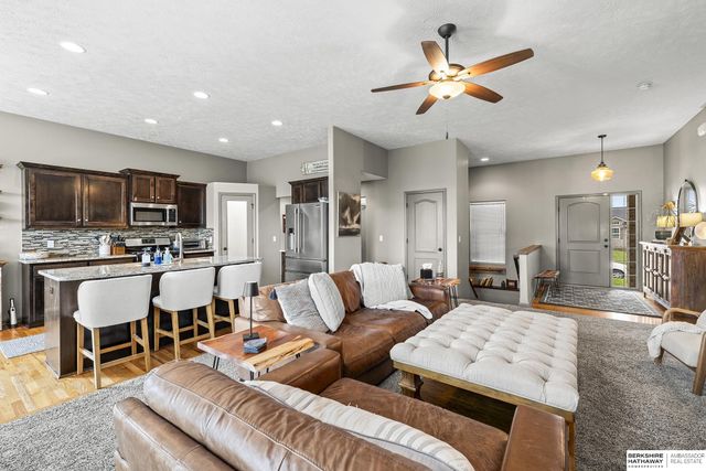 8213 N 162 Street, Bennington, NE 68007