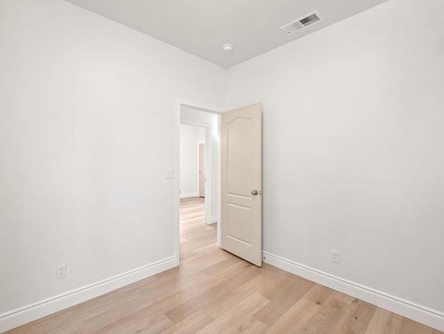 637 Coventry Avenue, Clovis, CA 93611