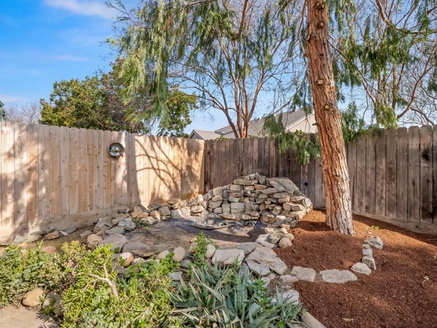 637 Coventry Avenue, Clovis, CA 93611