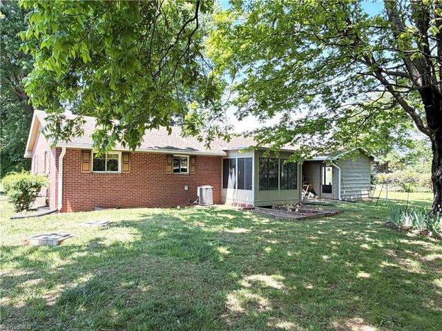 531 Lawrence Ridge, Lewisville, NC 27023