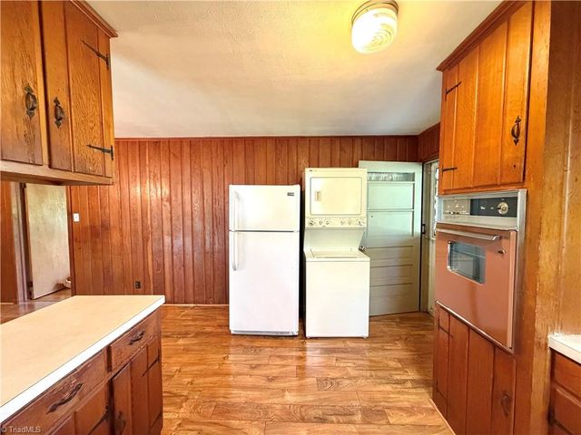 531 Lawrence Ridge, Lewisville, NC 27023