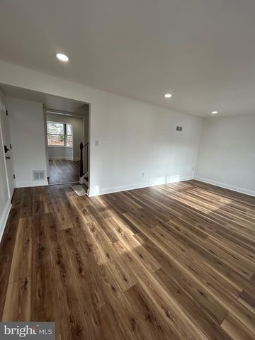 7036 PALAMAR TER, Lanham, MD 20706