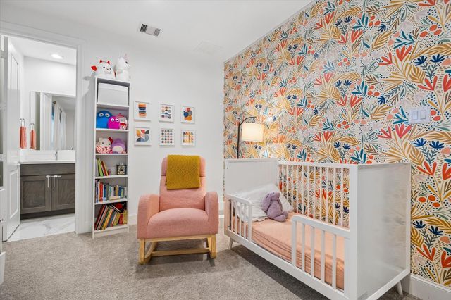 3302 W 12th Street, Houston, TX 77008