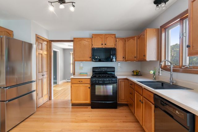 20 Tillotson Drive, Jericho, VT 05465