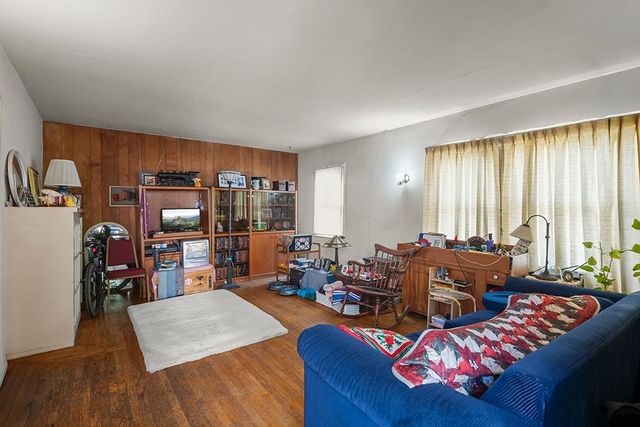 320-324 Athol Avenue, Oakland, CA 94606