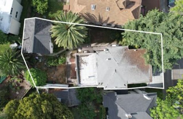 320-324 Athol Avenue, Oakland, CA 94606