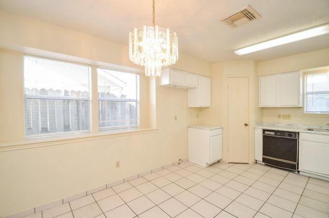 9414 Kingsvalley Street, Houston, TX 77075
