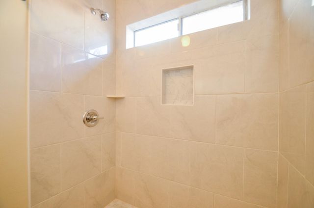 9414 Kingsvalley Street, Houston, TX 77075