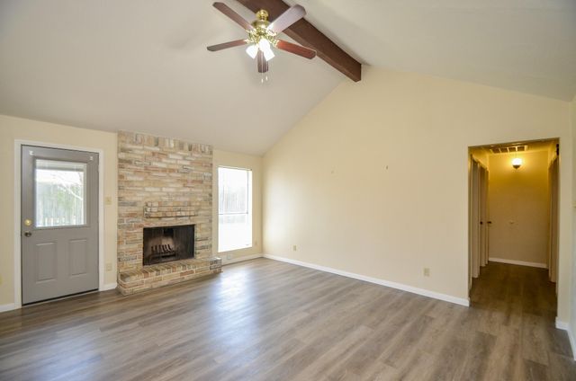 9414 Kingsvalley Street, Houston, TX 77075