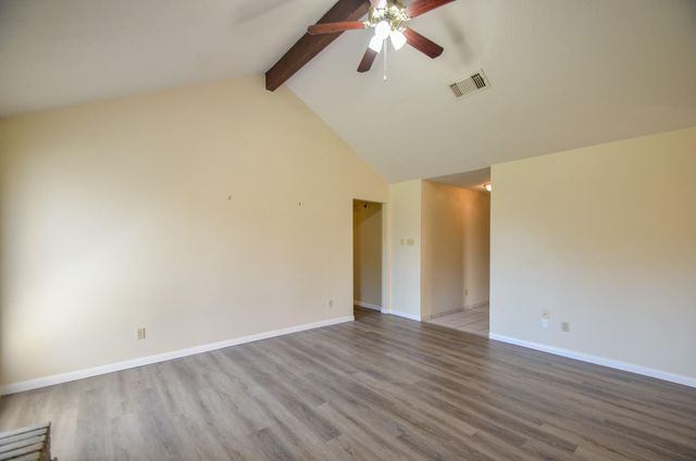 9414 Kingsvalley Street, Houston, TX 77075