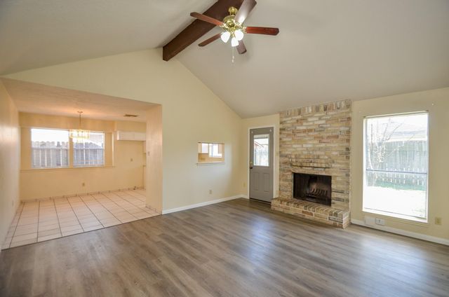 9414 Kingsvalley Street, Houston, TX 77075