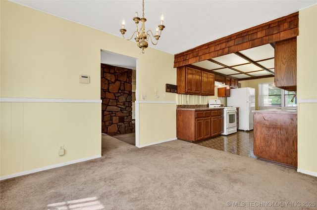 512 W 20TH, Bartlesville, OK 74003