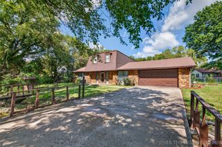 512 W 20TH, Bartlesville, OK 74003