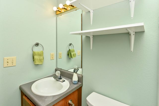 86 Beardsley Creek Drive, Blue Eye, MO 65611