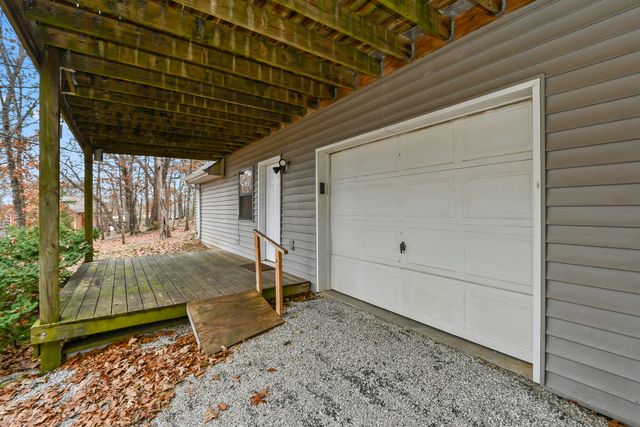 86 Beardsley Creek Drive, Blue Eye, MO 65611