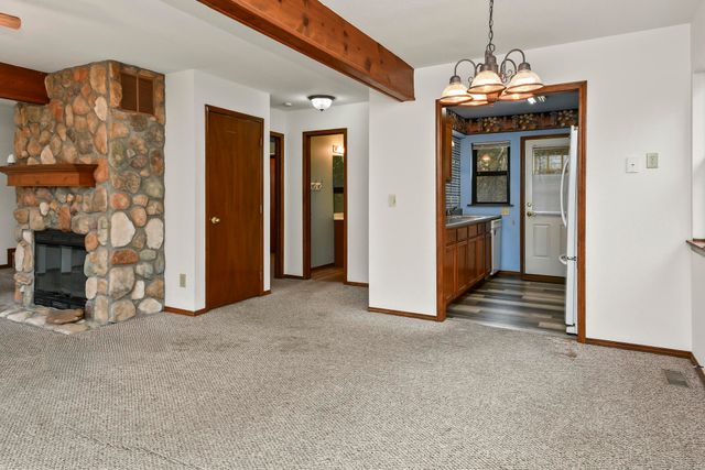 86 Beardsley Creek Drive, Blue Eye, MO 65611