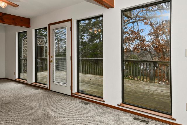 86 Beardsley Creek Drive, Blue Eye, MO 65611