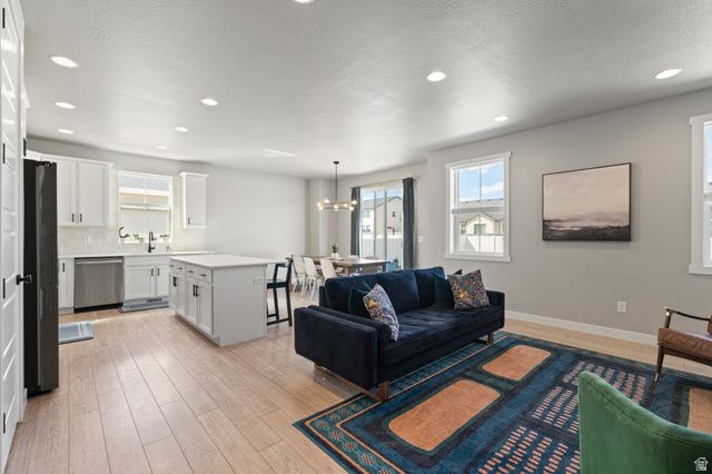 3640 W SAFFLOWER DR, Lehi, UT 84048