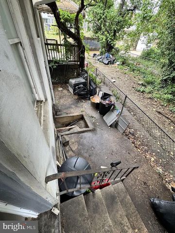 1411 N ROSEDALE ST, Baltimore, MD 21216