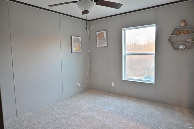 2031 E 550 S Road, Huntingburg, IN 47542